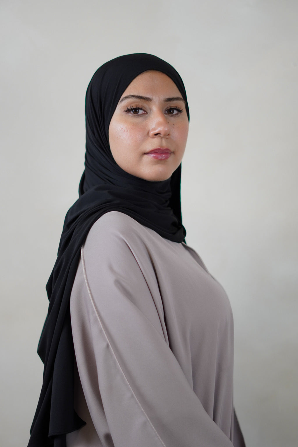 Bamboo Jersey Hijab – Obsidian Black