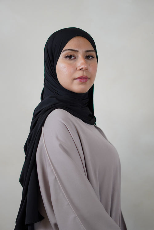 Bamboo Jersey Hijab – Obsidian Black